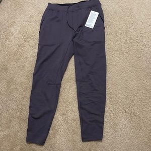 Lululemon men's textured tech pants, Large, Purple, NWT`